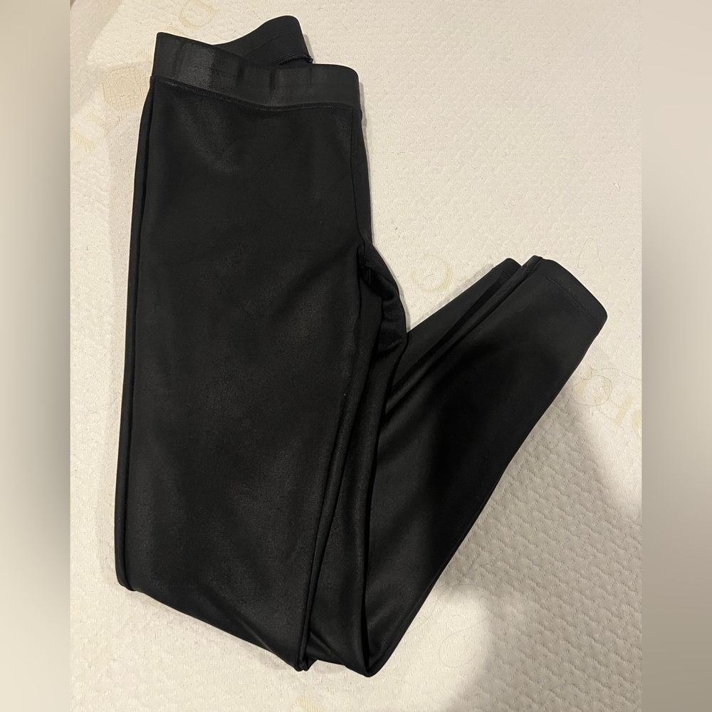 Express faux leather leggings size S